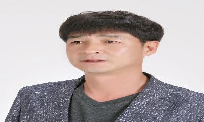 춤추는 남녀무늬 항아리*